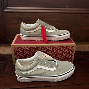BRAND NEW Old Skool Vans